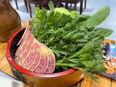 -菌之家·专业纯野生菌火锅·特色炒菌