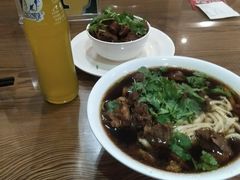 -清真吴记门钉肉饼·喜多利