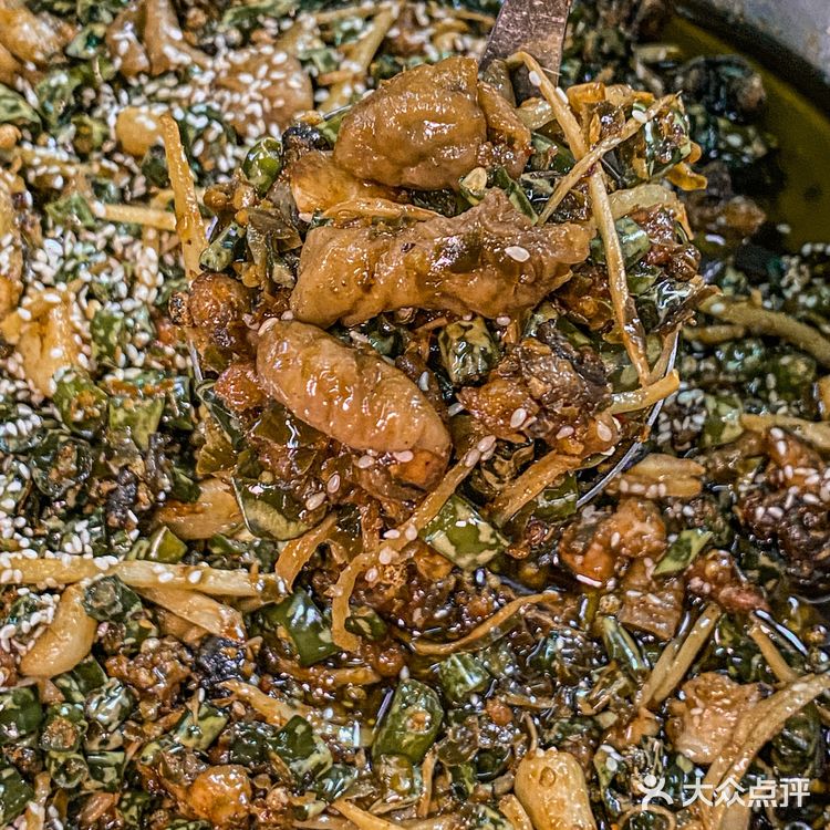 为了这盘夺命鸭脑壳！我愿意永远留在重庆！