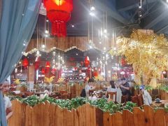 -老滇山寨•云南特色菜•地方菜•民族风情歌舞表演(金碧店)