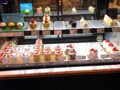 面包甜点陈列柜-巴黎贝甜(凯德MALL望京店)