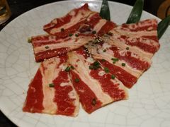 -山川小町·极番烧肉(新地假日广场店)