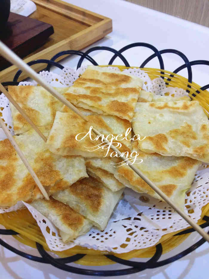 阿三印度飞饼(皇亭美食城)-"(草长莺飞)早就听说这家的印度飞饼不.