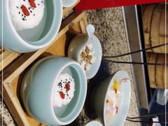 -野山舂·贵州现舂酸汤火锅(鸿通城店)