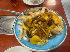 -菌之家·专业纯野生菌火锅·特色炒菌