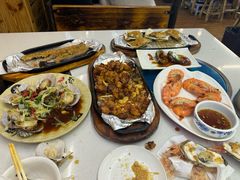 -老东镇啤酒屋海鲜加工·蒸汽海鲜·海鲜烧烤(台东店)