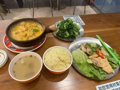 -绿柠食堂(北外滩店)
