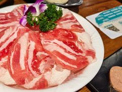 -三人行·骨头王鲜鸡自助火锅(徐汇店)