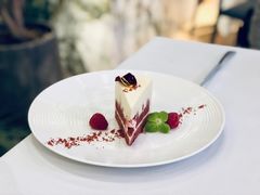 红丝绒蛋糕-我的四季意大利餐厅(春天百货店)