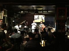 -东岸Cafe 爵士俱乐部