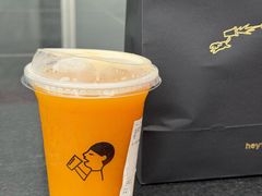 -喜茶(深圳万象城黑金店)