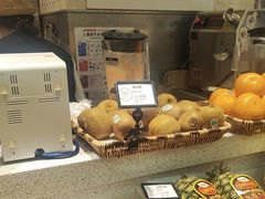 -每日新鲜水果吧(芮欧百货店)