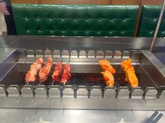 东北大油边-呼伦一只牛·烧串酒场(陆家嘴店)