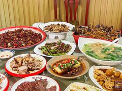-老鼎万春卤菜(五代传承创始老店)