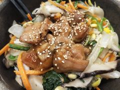 岩烧鸡肉石锅拌饭-权味·朝鲜族拌饭(勒泰店)