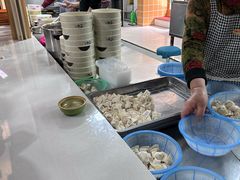 -周震馄饨