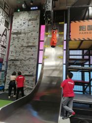 点击看大图 -嗨翻Hi-Fun竞技主题乐园·蹦床团建生日聚会(五棵松华熙店)