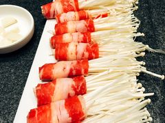 肥牛卷金针菇-完美生活炭火烤肉(二马路店)