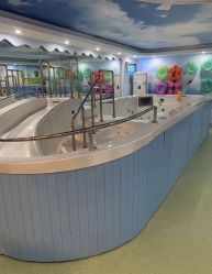 -爱玩爱游亲子母婴(旭辉广场店)