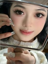 -睫毛弯弯·美甲美睫