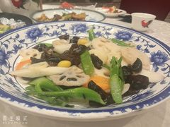 荷塘月色-香山家宴