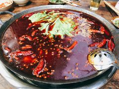 -四小区火锅·巷子里的重庆火锅(花照壁店)