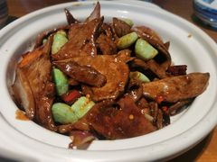 腊八蒜炒猪肝-95号酱骨·一块豆腐(展春园西路店)