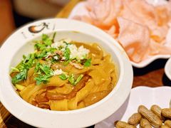 麻酱拉皮-金刚山烧烤(红旗大街店)