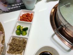 秘制料碗-洪氏嗨捞·猪肚鸡火锅(阳光天地店)