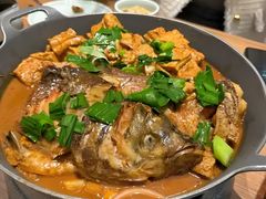 -新天明砂锅鱼头煲