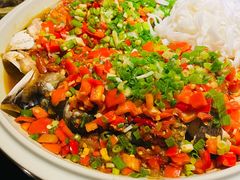 湘西一代霸王双椒鱼头-隐厨·中国菜馆(三里屯T+MALL店)