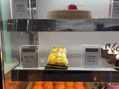 -李沧绿城喜来登酒店大堂吧