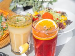 红桑格利亚汽泡茶-灵意咖啡·西班牙美食(汕头金平万达广场店)