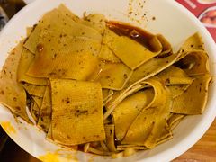 -炉小二铜锅牛蛙•川湘菜(三里屯店)