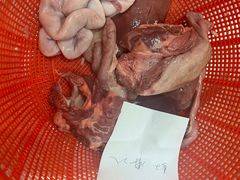 -标记美食新鲜猪杂(兴南大道店)