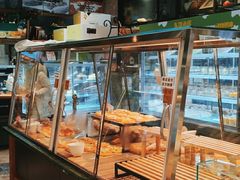 面包甜点陈列柜-东哥面包(江宁大润发店)