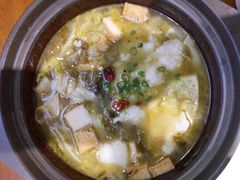 -周鱼小馆石锅酸菜鱼(活力汇店)