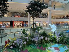 -LuOne凯德晶萃广场(徐家汇路店)
