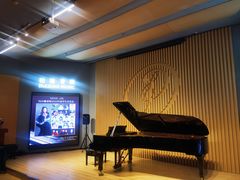 -柏斯音乐艺术中心·钢琴·吉他(世纪金源店)