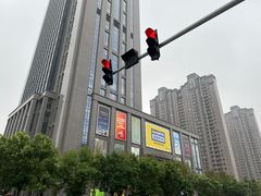 -BIGOFFS 超级折扣(仁恒伊势丹店)