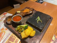 -绿茵阁西餐厅(佰港城店)