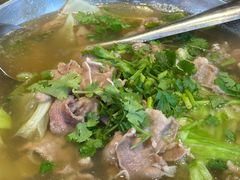 -谢老五跷脚牛肉·非遗传承店