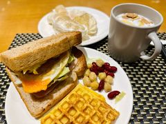 -盛宴标帜西餐厅龙虾.鲍鱼•牛排(重庆喜来登大酒店)