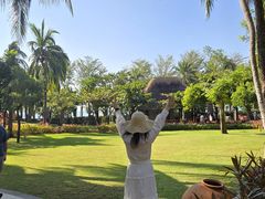 -三亚湾海居雅高铂尔曼度假酒店