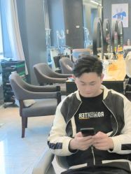 -藤野造型烫发染发