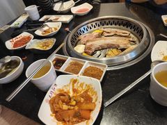 -木槿花韩式炭烤·熟成肉工坊(孙文东路店)