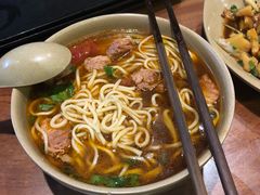 -亮亮面馆(经六路店)