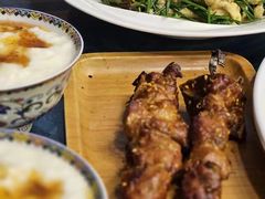 -乡村馕坑肉·烧烤·新疆菜·本地人更爱吃(阿勒泰首店)