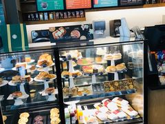 面包甜点陈列柜-星巴克臻选(济南恒隆店)