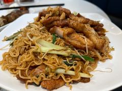 干炒鸡扒公仔面-香港新发烧腊茶餐厅(水围店)